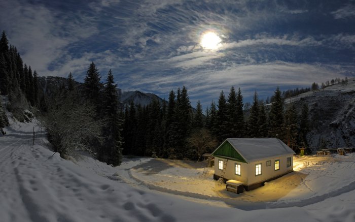 winter_house-1440x900.jpg